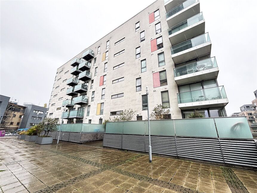 Main image of 1 bedroom  Flat to rent, Stainsby Road, London, E14