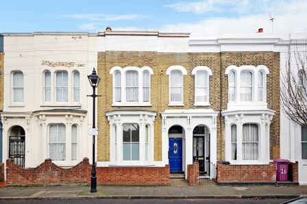 4 bedroom  House to rent