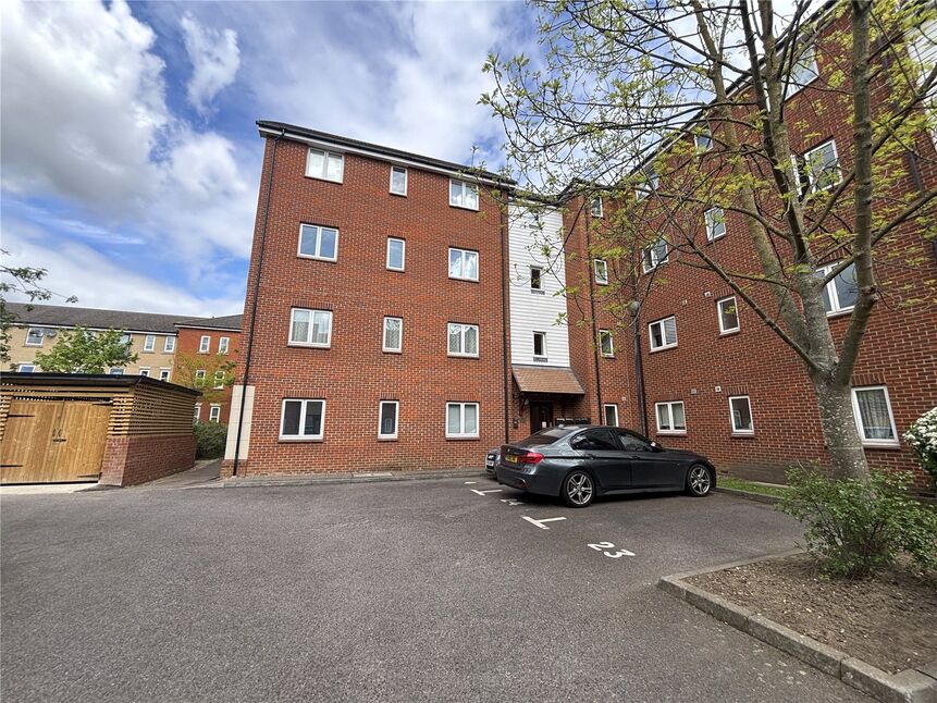 Main image of 2 bedroom Flat to rent, Glandford Way, Chadwell Heath, Romford, RM6