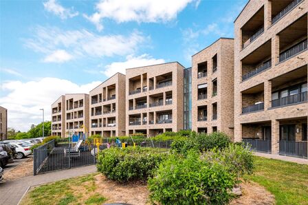 2 bedroom  Flat for sale