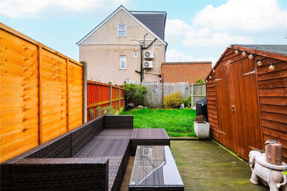 3 bedroom Mid Terrace House for sale, Eustace Road, Chadwell Heath, RM6 £425,000