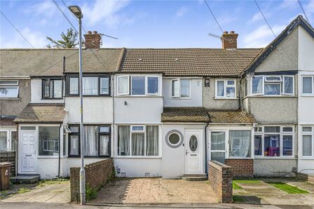 School Road, 3 bedroom Mid Terrace House for sale, &pound;400,000