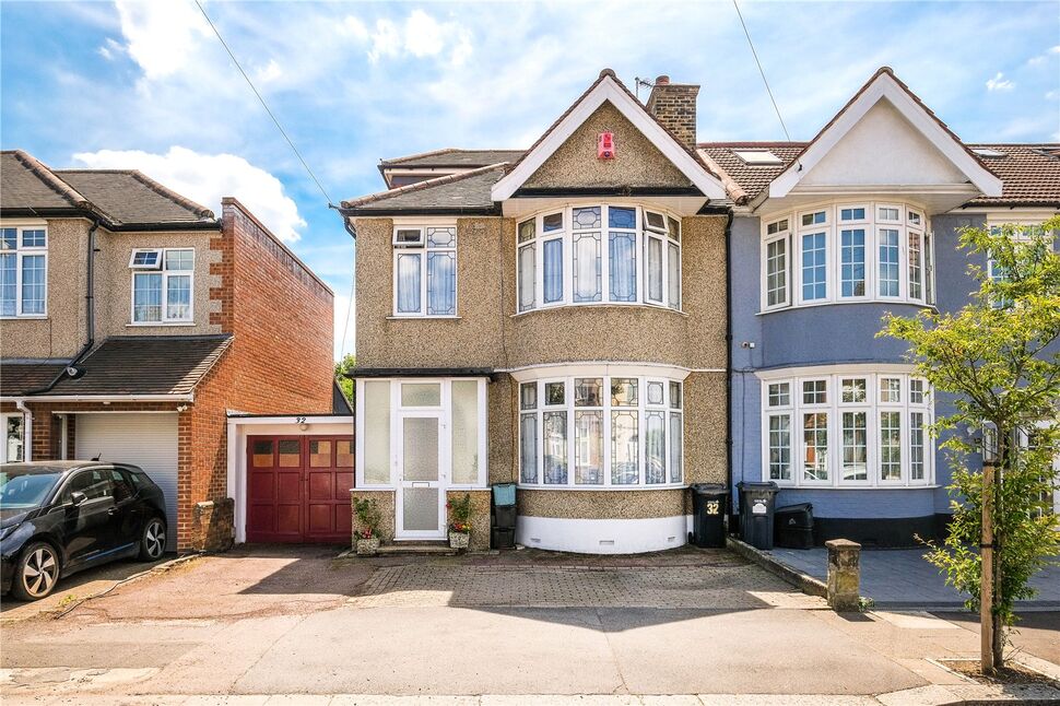 Main image of 4 bedroom End Terrace House for sale, Dawlish Drive, Seven Kings, IG3