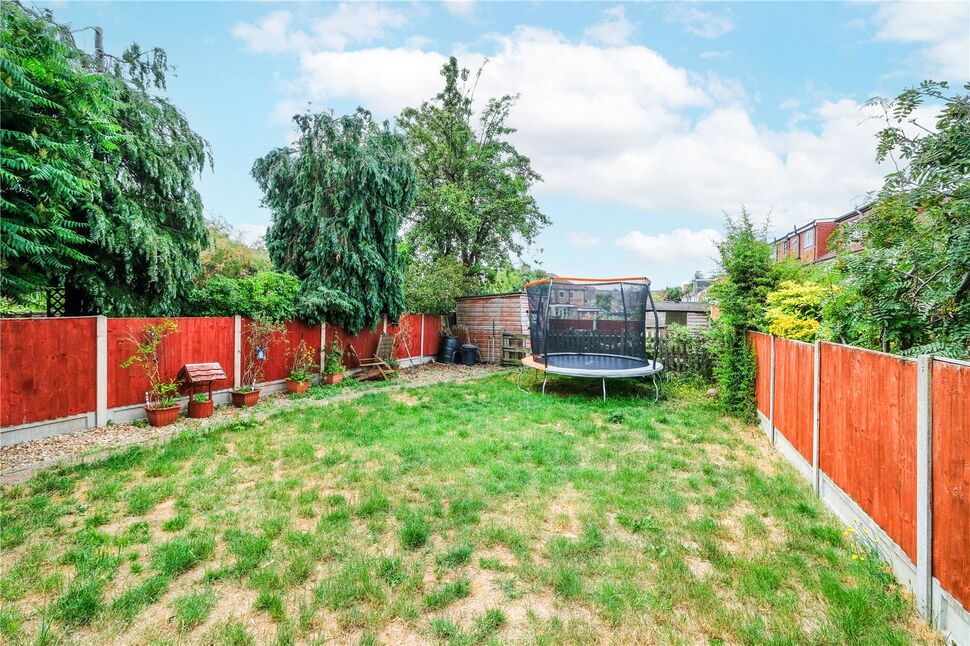 3 bedroom End Terrace House for sale, Mayesford Road, Chadwell Heath
