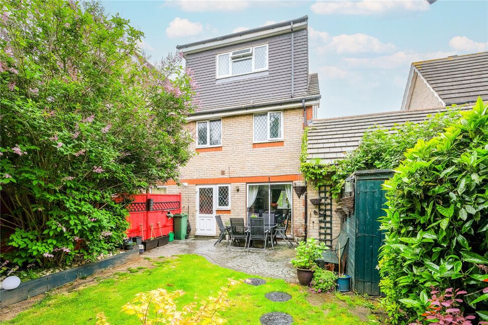 4 bedroom Semi Detached House for sale, Heathfield Park Drive, Chadwell