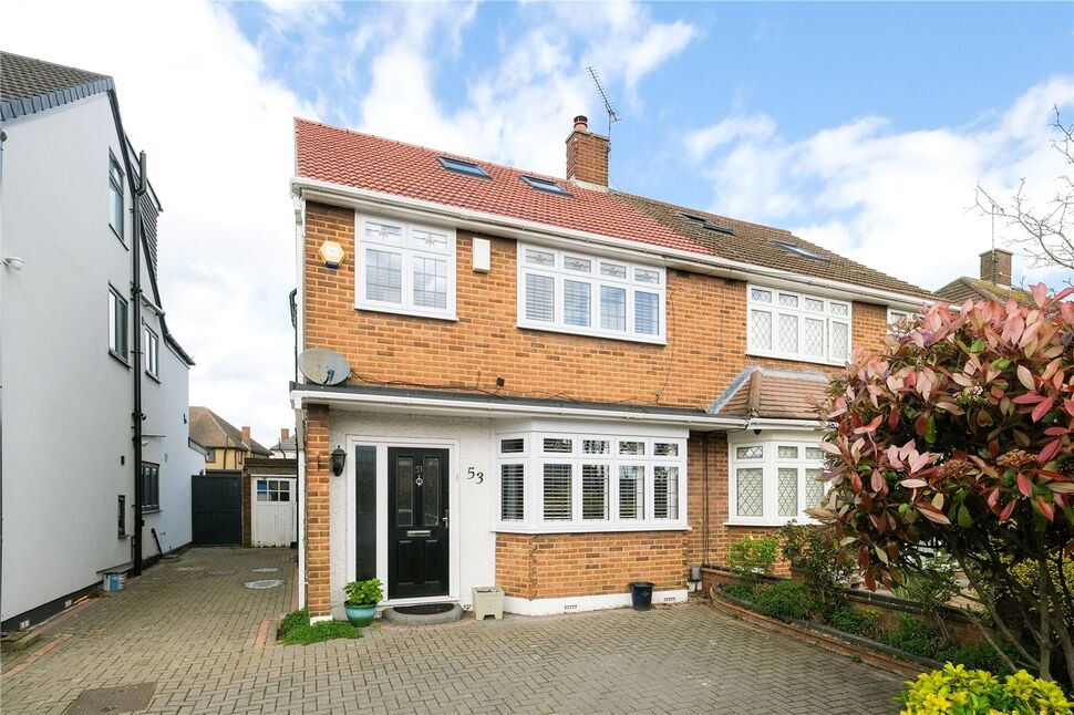 4 bedroom Semi Detached House for sale