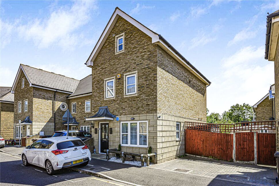 Main image of 5 bedroom End Terrace House for sale, Simmons Drive, Dagenham, Essex, RM8