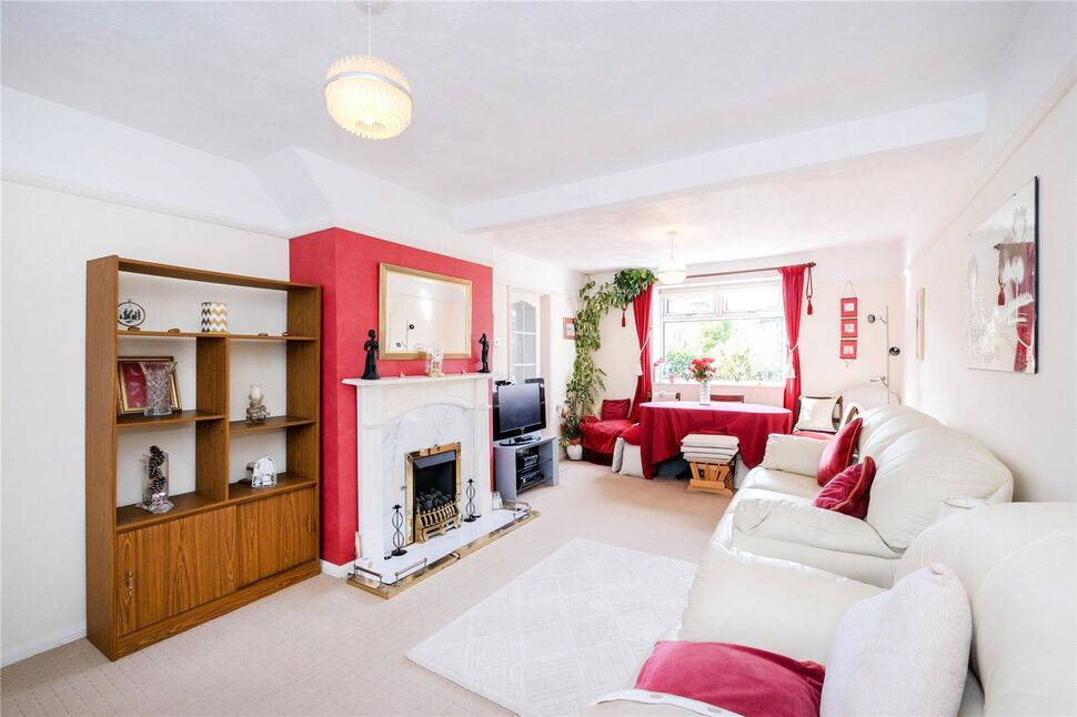 3 bedroom Mid Terrace House for sale, Brian Road, Chadwell Heath, RM6
