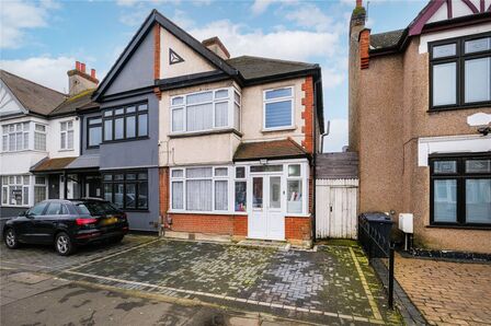 Meads Lane, 3 bedroom End Terrace House for sale, £475,000