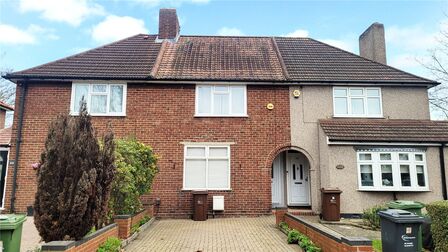 2 bedroom Mid Terrace House to rent