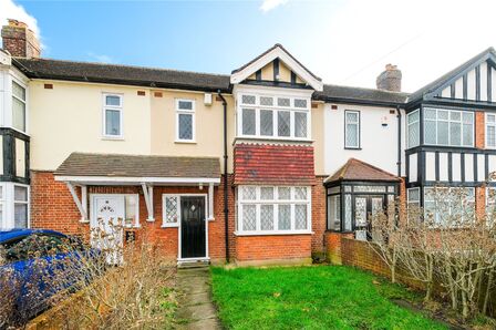 3 bedroom Mid Terrace House for sale