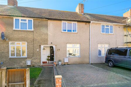 2 bedroom Mid Terrace House for sale