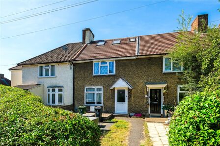 4 bedroom Mid Terrace House for sale
