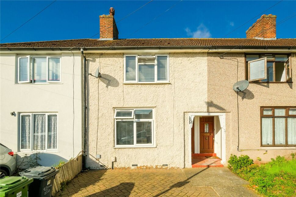 Main image of 2 bedroom Mid Terrace House for sale, Grafton Road, Dagenham, RM8