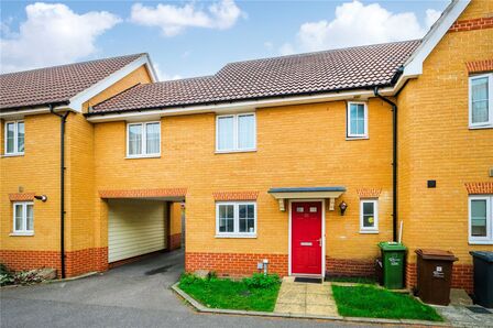 3 bedroom Mid Terrace House for sale