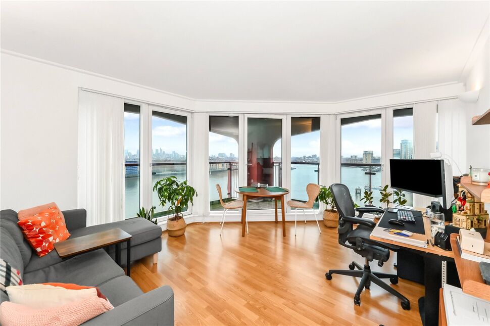 Main image of 2 bedroom Flat for sale, Seacon Tower, 5 Hutchings Street, London, E14