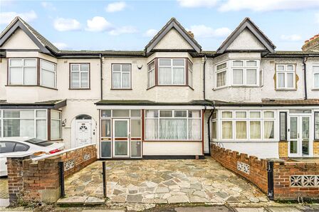 4 bedroom Mid Terrace House for sale