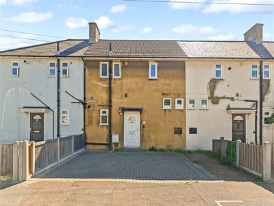 2 bedroom Mid Terrace House for sale