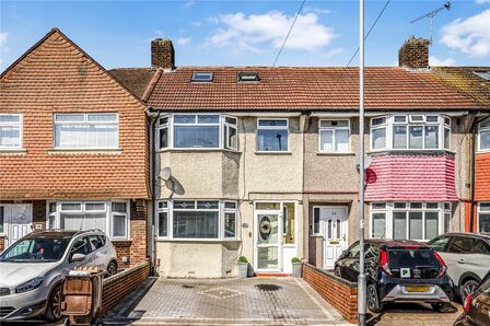 4 bedroom Mid Terrace House for sale