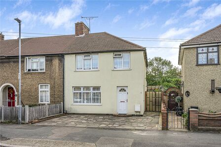 Rugby Road, 3 bedroom End Terrace House for sale, &pound;450,000