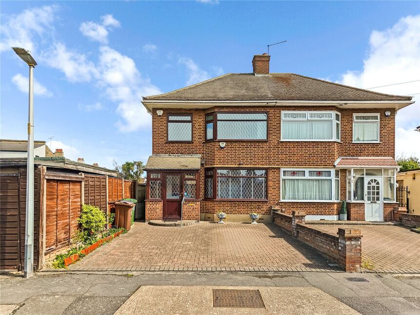 Main image of 3 bedroom Semi Detached House for sale, Willow Road, Chadwell Heath, RM6