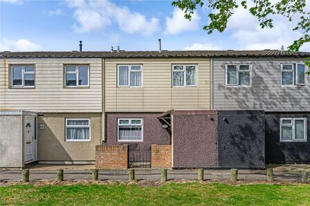 Tamarisk Road, 3 bedroom Mid Terrace House for sale, &pound;270,000