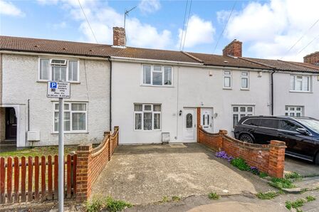2 bedroom Mid Terrace House for sale