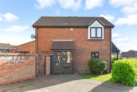 1 bedroom End Terrace House for sale