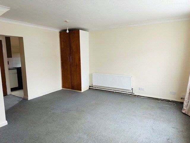 Main image of 2 bedroom Flat to rent, Milton Avenue, Margate, Kent, CT9