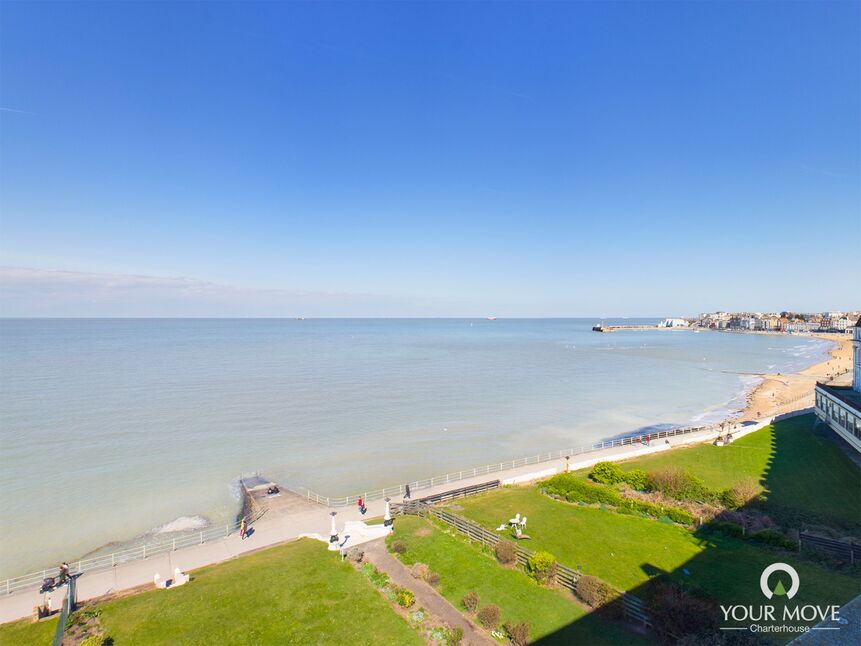 Main image of 2 bedroom Flat for sale, Royal Crescent, Kent, CT9
