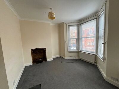Westbrook Road, 2 bedroom  Property to rent, £850 pcm