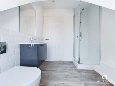 2 bedroom  Flat to rent