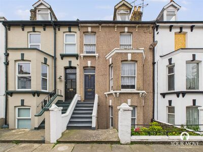 5 bedroom Mid Terrace House for sale