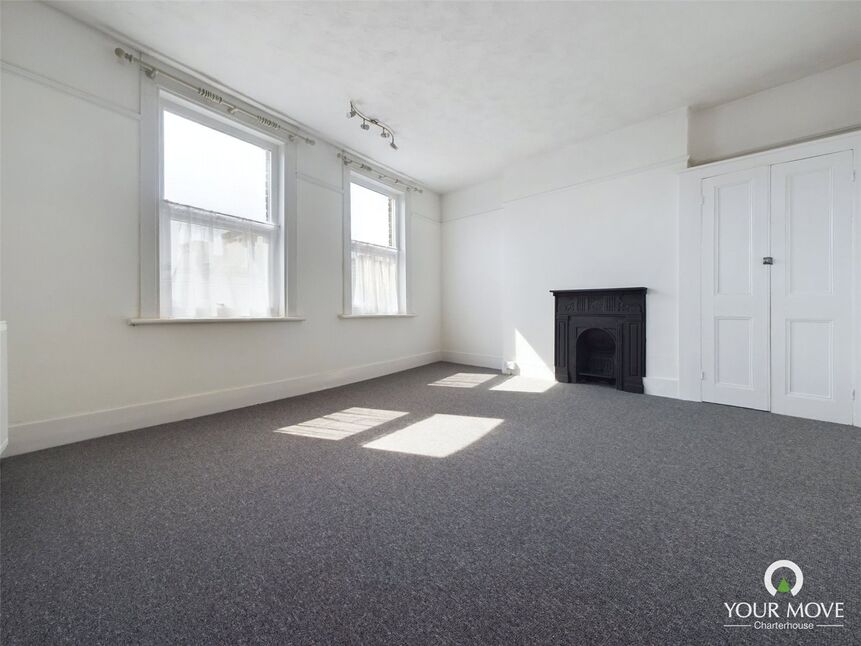 Main image of 3 bedroom Flat to rent, High Street, Margate, Kent, CT9