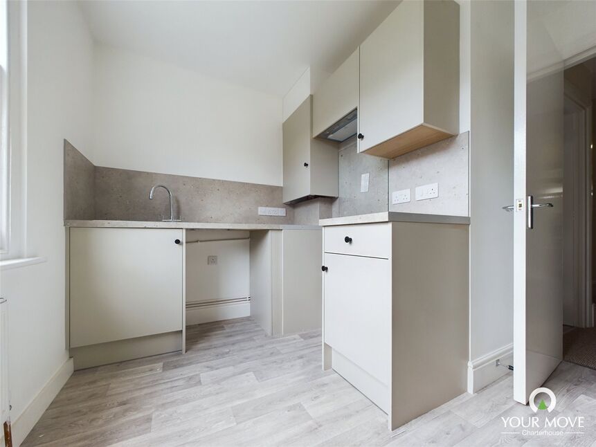 Main image of 1 bedroom Flat to rent, Westgate Bay Avenue, Westgate-on-Sea, Kent, CT8