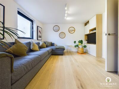 2 bedroom  Flat to rent