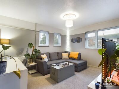 Airedale Close, 1 bedroom  Flat for sale, £117,500