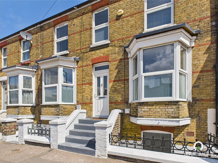 4 bedroom Mid Terrace House for sale