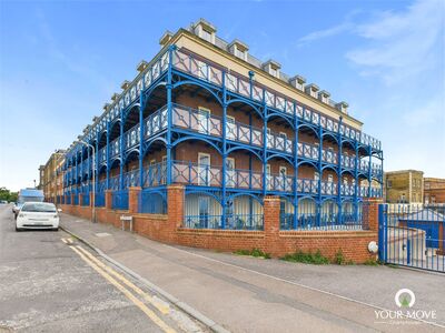 2 bedroom  Flat for sale