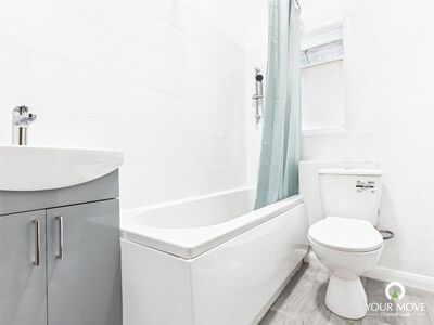 Norfolk Road, 2 bedroom  Flat to rent, £850 pcm