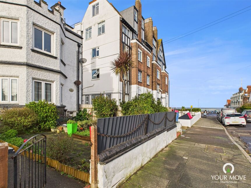 Main image of 4 bedroom Flat for sale, Cornwall Gardens, Cliftonville, Kent, CT9