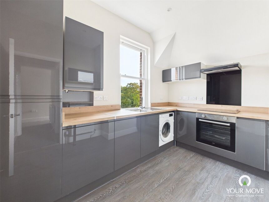 Main image of 2 bedroom  Flat to rent, Westgate Bay Avenue, Westgate-on-Sea, Kent, CT8