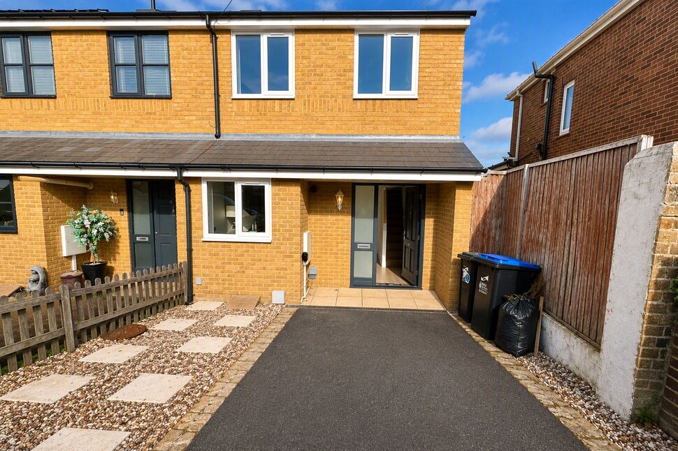 Main image of 3 bedroom End Terrace House for sale, Belmont Road, Westgate-on-Sea, Kent, CT8