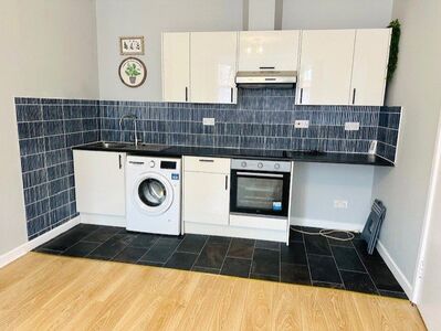 Norfolk Road, 2 bedroom Flat to rent, &pound;1,050 pcm