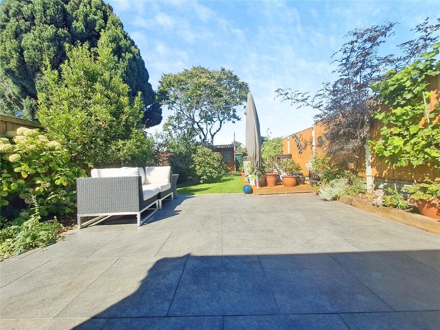 Main image of 2 bedroom Detached Bungalow for sale, Sea View Road, Cliffsend, Kent, CT12