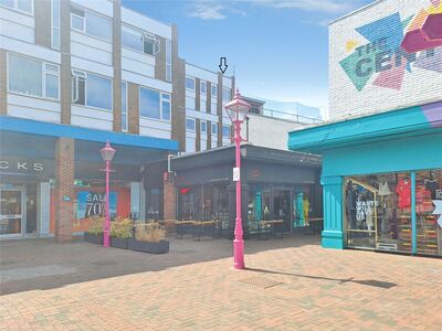 Herbert Place, 2 bedroom Flat for sale, &pound;150,000