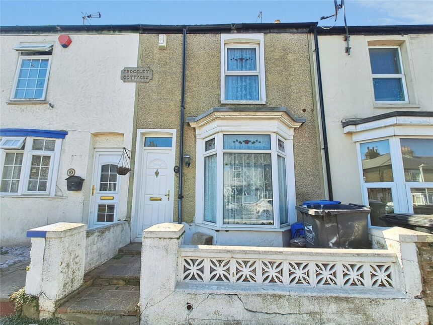 Main image of 2 bedroom Mid Terrace House for sale, Byron Avenue, Margate, Kent, CT9