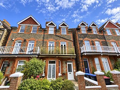2 bedroom Flat to rent