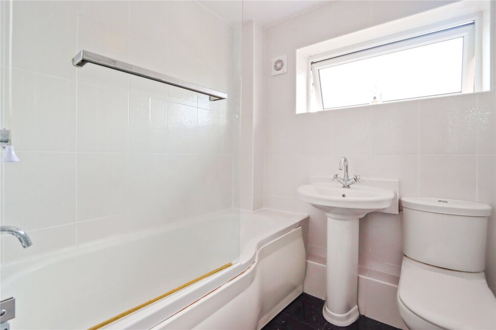 3 bedroom Mid Terrace House for sale, Benfield Close, Shotley Bridge