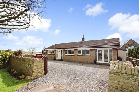 Iveston Lane, Iveston, 2 bedroom Detached Bungalow for sale, £355,000